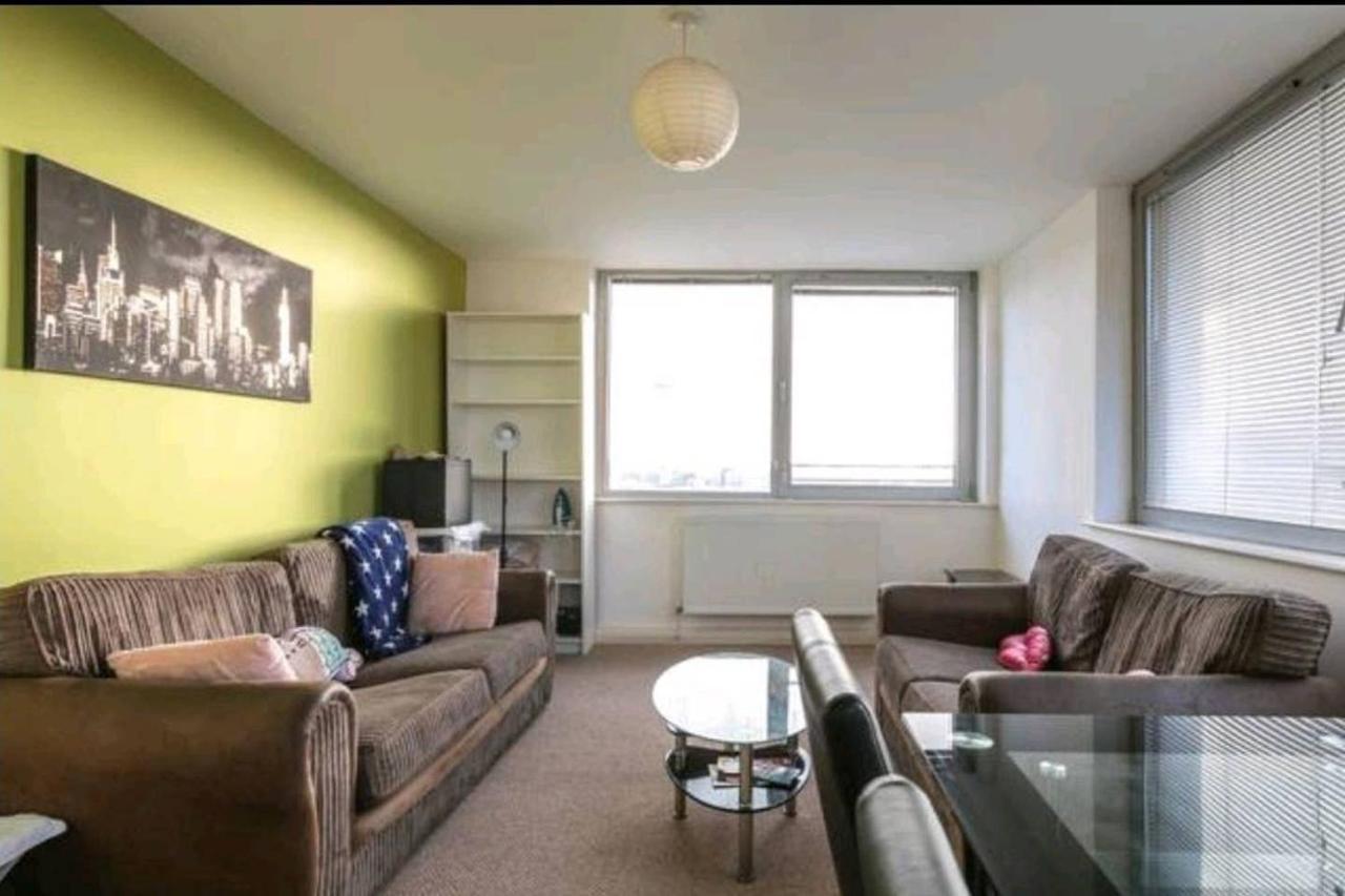 Large 3 Bedrooms In Liverpool City Centre, Free Parking Екстериор снимка